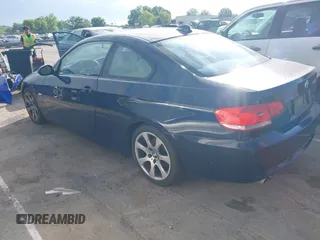 2009 BMW 3 Series 328i xDrive with VIN WBAWV53539P079746, listed as a IAAI auction lot 42205446 with 114,155 mi miles and . Bid and sale history available at carsss.com. Image 3.