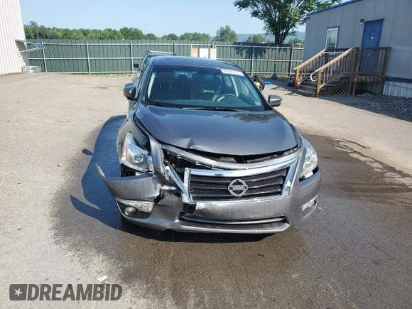 2015 Nissan Altima 2.5 with VIN 1N4AL3AP7FN901828, listed as a Copart auction lot 61445175 with 60,817 mi miles and Salvage title. Bid and sale history available at DreamBid. Image 5.