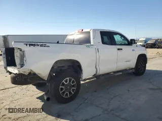 2017 Toyota Tundra 2WD SR5 with VIN 5TFRY5F12HX228646, listed as a Copart auction lot 73630424 with 286,551 mi miles and Salvage Title. Bid and sale history available at carsss.com. Image 3.