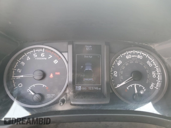 2019 Toyota Tacoma SR with VIN 5TFCZ5ANXKX184626, listed as a Copart auction lot 59220905 with 123,746 mi miles and Salvage title. Bid and sale history available at DreamBid. Image 9.