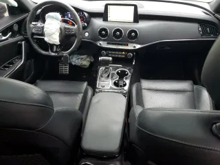 2020 Kia Stinger GT-Line with VIN KNAE15LA7L6084725, listed as a Copart auction lot 86960634 with 92,929 mi miles and Salvage Title. Bid and sale history available at carsss.com. Image 8.