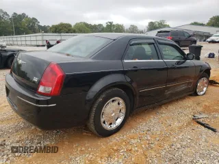 2005 Chrysler 300 Touring with VIN 2C3JA53G65H640535, listed as a Copart auction lot 51023065 with 68,125 mi miles and Salvage Title. Bid and sale history available at DreamBid. Image 3.