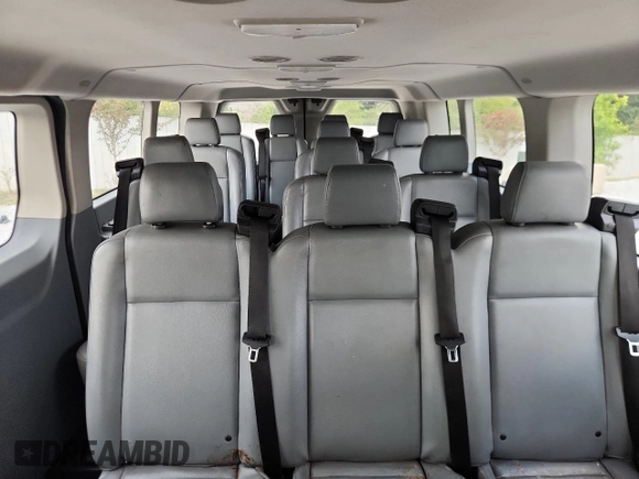 2018 Ford Transit Passenger XL с VIN 1FBZX2YG4JKB35301, выставлен на аукционе Copart как лот 62482675 с пробегом 125 646 миль миль и Чистый • Clean title. История ставок и продаж доступна на DreamBid. Изображение 10.