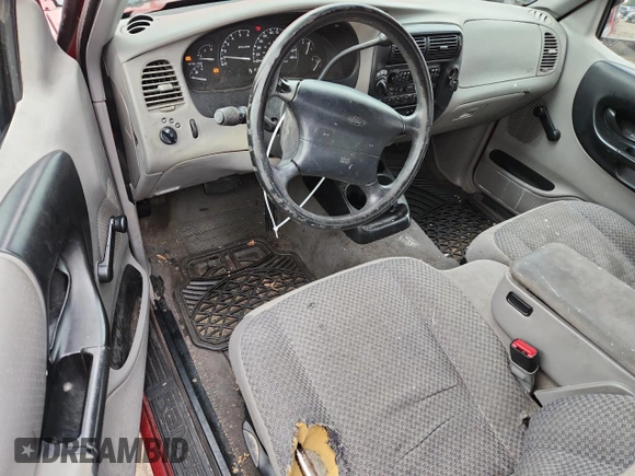 1999 Ford Ranger XLT with VIN 1FTZR15X3XTA95798, listed as a Copart auction lot 64642595 with 201,008 mi miles and Clean title. Bid and sale history available at DreamBid. Image 8.
