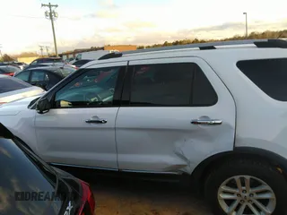 2014 Ford Explorer XLT z VIN 1FM5K8D85EGB54812, wystawiony jako IAAI lot #41104418 z przebiegiem 133 918 mil mil oraz . Historia ofert i sprzedaży dostępna na DreamBid. Obrazek 14.