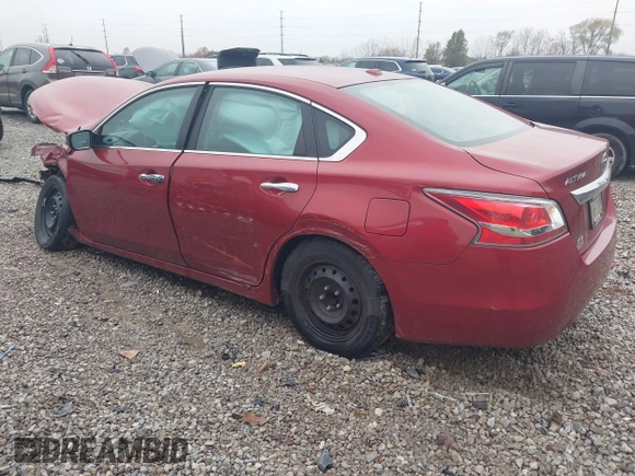 2015 Nissan Altima 2.5 S with VIN 1N4AL3AP9FN318810, listed as a IAAI auction lot 40821919 with 162,142 mi miles. Bid and sale history available at carsss.com. Image 3.