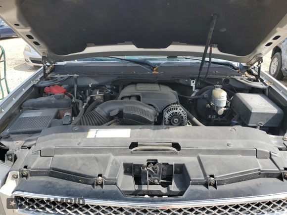 2010 Chevrolet Avalanche LT with VIN 3GNNCFE0XAG270978, listed as a Copart auction lot 75644504 with 136,970 mi miles and Salvage Title. Bid and sale history available at carsss.com. Image 11.