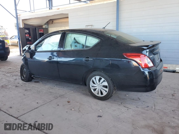 2017 Nissan Versa S z VIN 3N1CN7AP8HL905476, wystawiony jako Copart lot #56477485 z przebiegiem 103 508 mil mil oraz Szkoda całkowita • Salvage title. Historia ofert i sprzedaży dostępna na DreamBid. Obrazek 2.