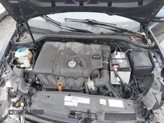 2012 Volkswagen Golf with VIN WVWDB7AJ4CW308026, listed as a IAAI auction lot 41553950 with 151,000 mi miles and . Bid and sale history available at DreamBid. Image 10.