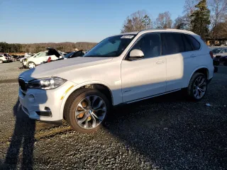 2017 BMW X5 xDrive35i with VIN 5UXKR0C39H0X79719, listed as a Copart auction lot 48531195 with 88,778 mi miles and Salvage Title. Bid and sale history available at carsss.com. Image 1.
