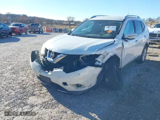 2016 Nissan Rogue S with VIN 5N1AT2MM5GC742032, listed as a IAAI auction lot 40977892 with 101,885 mi miles. Bid and sale history available at carsss.com. Image 6.