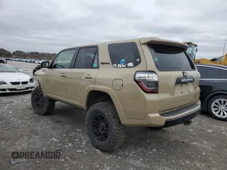2016 Toyota 4Runner Limited with VIN JTEBU5JR5G5294673, listed as a Copart auction lot 50868695 with 142,527 mi miles and Salvage Title. Bid and sale history available at DreamBid. Image 2.