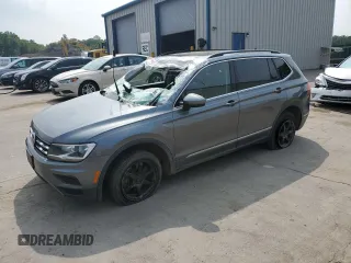 2018 Volkswagen Tiguan SEL с VIN 3VV2B7AX2JM216584, выставлен на аукционе Copart как лот 60986525 с пробегом 78 641 миль миль и Списание • Salvage title. История ставок и продаж доступна на DreamBid. Изображение 1.