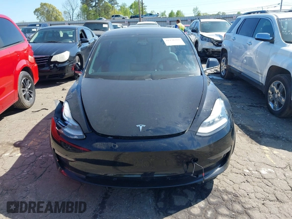 2020 Tesla Model 3 Long Range z VIN 5YJ3E1EB3LF622290, wystawiony jako IAAI lot #41978398 z przebiegiem 59 127 mil mil oraz . Historia ofert i sprzedaży dostępna na DreamBid. Obrazek 11.