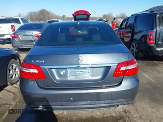2013 Mercedes-Benz E-Class E 350 Luxury BlueTEC with VIN WDDHF2EB8DA721566, listed as a IAAI auction lot 41252973 with 144,580 mi miles. Bid and sale history available at carsss.com. Image 16.