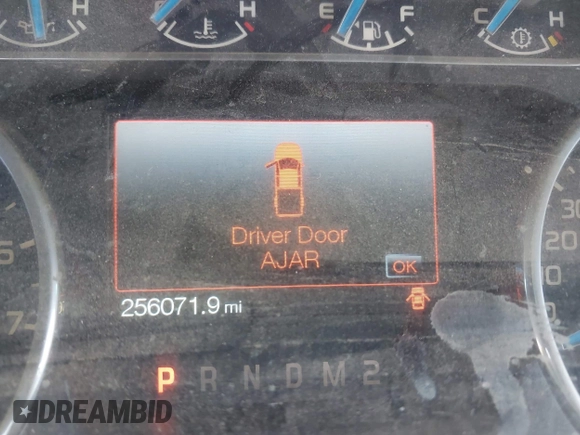 2013 Ford F-150 XL with VIN 1FTFW1EF0DKE28091, listed as a IAAI auction lot 42008722 with 256,071 mi miles. Bid and sale history available at carsss.com. Image 15.