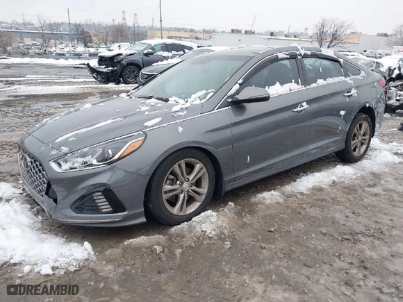 2019 Hyundai Sonata Sport with VIN 5NPE34AF5KH806249, listed as a IAAI auction lot 41567922 with 27,649 mi miles. Bid and sale history available at carsss.com. Image 2.