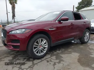 2017 Jaguar F-Pace 35t Prestige с VIN SADCK2BV3HA078231, выставлен на аукционе IAAI как лот 42101243 с пробегом 128 533 миль миль и . История ставок и продаж доступна на DreamBid. Изображение 2.
