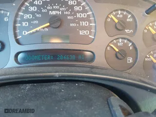 2003 Chevrolet Silverado 1500 LS with VIN 2GCEK19T931230082, listed as a IAAI auction lot 41625382 with 204,638 mi miles. Bid and sale history available at carsss.com. Image 7.