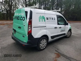 2021 Ford Transit Connect XL z VIN NM0LS6E25M1498133, wystawiony jako Copart lot #84465444 z przebiegiem 59 692 mil mil oraz Czysty tytuł • Clean title. Historia ofert i sprzedaży dostępna na DreamBid. Obrazek 3.