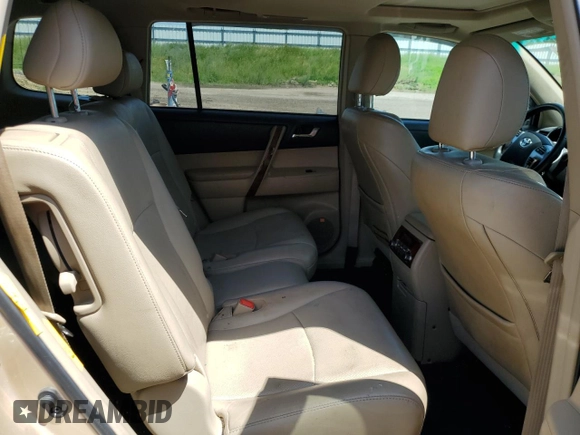 2013 Toyota Highlander Limited с VIN 5TDDK3EH8DS231064, выставлен на аукционе Copart как лот 63184085 с пробегом 141 181 миль миль и Чистый • Clean title. История ставок и продаж доступна на DreamBid. Изображение 11.