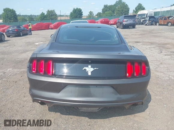 2016 Ford Mustang V6 z VIN 1FA6P8AM7G5320991, wystawiony jako IAAI lot #42405138 z przebiegiem Nie podano mil oraz . Historia ofert i sprzedaży dostępna na DreamBid. Obrazek 15.