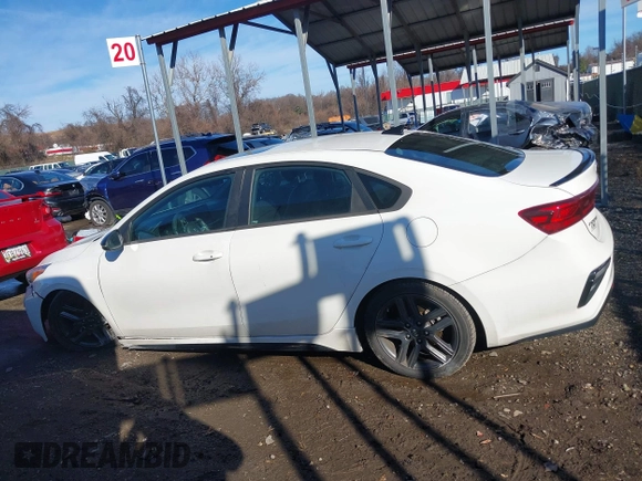 2020 Kia Forte GT-Line with VIN 3KPF34AD0LE152043, listed as a IAAI auction lot 41206092 with 41,502 mi miles. Bid and sale history available at carsss.com. Image 14.