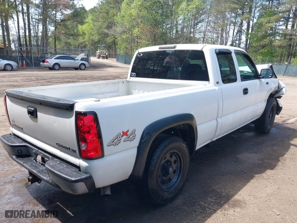 2004 Chevrolet Silverado 1500 Z71 with VIN 1GCEK19T04E120134, listed as a IAAI auction lot 41993068 with 162,486 mi miles. Bid and sale history available at carsss.com. Image 4.