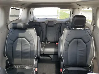 2022 Chrysler Pacifica Limited with VIN 2C4RC3GG4NR175206, listed as a Copart auction lot 77249974 with Not provided miles and Salvage title. Bid and sale history available at DreamBid. Image 10.