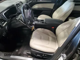 2017 Ford Fusion Titanium z VIN 3FA6P0D93HR303905, wystawiony jako Copart lot #63621745 z przebiegiem 120 249 mil mil oraz Szkoda całkowita • Salvage title. Historia ofert i sprzedaży dostępna na DreamBid. Obrazek 7.