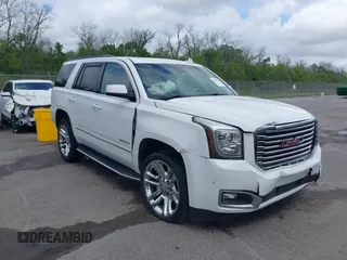 2017 GMC Yukon SLT z VIN 1GKS1BKC0HR382342, wystawiony jako IAAI lot #41948205 z przebiegiem 184 407 mil mil oraz . Historia ofert i sprzedaży dostępna na DreamBid. Obrazek 1.