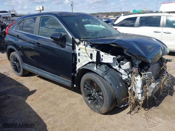 2018 Mitsubishi Eclipse Cross LE with VIN JA4AT4AA3JZ070139, listed as a IAAI auction lot 41726110 with 11,296 mi miles. Bid and sale history available at carsss.com. Image 1.