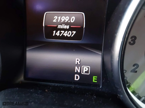 2014 Mercedes-Benz CLA-Class CLA 250 with VIN WDDSJ4GB0EN091839, listed as a IAAI auction lot 41827333 with 147,407 mi miles. Bid and sale history available at carsss.com. Image 15.