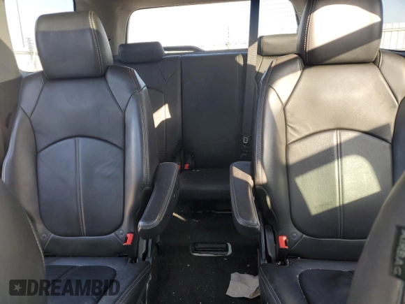 2014 GMC Acadia SLT z VIN 1GKKRRKD5EJ181721, wystawiony jako Copart lot #50465495 z przebiegiem 148 636 mil mil oraz Szkody całkowita. Historia ofert i sprzedaży dostępna na DreamBid. Obrazek 10.