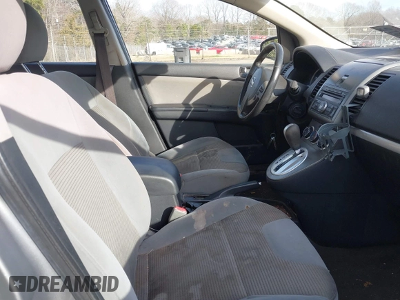 2011 Nissan Sentra SR with VIN 3N1AB6AP8BL636591, listed as a IAAI auction lot 41617595 with 189,995 mi miles and . Bid and sale history available at DreamBid. Image 5.