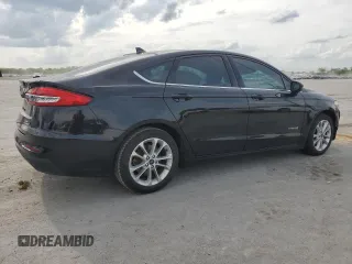 2019 Ford Fusion Hybrid SE with VIN 3FA6P0LUXKR243750, listed as a Copart auction lot 52634935 with 111,757 mi miles and Salvage Title. Bid and sale history available at carsss.com. Image 3.