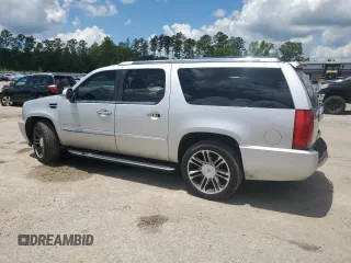 2013 Cadillac Escalade ESV Luxury с VIN 1GYS4HEF2DR289774, выставлен на аукционе Copart как лот 56640885 с пробегом 192 335 миль миль и Чистый • Clean title. История ставок и продаж доступна на DreamBid. Изображение 2.