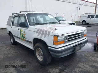 1994 Ford Explorer Eddie Bauer z VIN 1FMDU34X0RUB38962, wystawiony jako IAAI lot #41955041 z przebiegiem 1088 mil mil oraz . Historia ofert i sprzedaży dostępna na DreamBid. Obrazek 1.