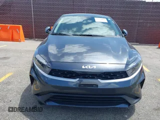 2023 Kia Forte LXS z VIN 3KPF24ADXPE608509, wystawiony jako IAAI lot #42257038 z przebiegiem 19 283 mil mil oraz . Historia ofert i sprzedaży dostępna na DreamBid. Obrazek 12.