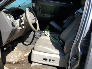 2008 Ford Expedition Max SSV z VIN 1FMFK165X8LA03961, wystawiony jako Copart lot #47645095 z przebiegiem Nie podano mil oraz Szkoda całkowita • Salvage title. Historia ofert i sprzedaży dostępna na DreamBid. Obrazek 7.