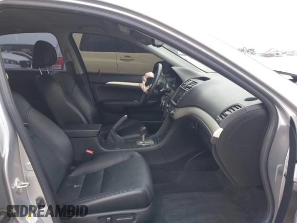 2008 Acura TSX Nav with VIN JH4CL96928C019270, listed as a IAAI auction lot 42043735 with 85,106 mi miles and . Bid and sale history available at DreamBid. Image 5.