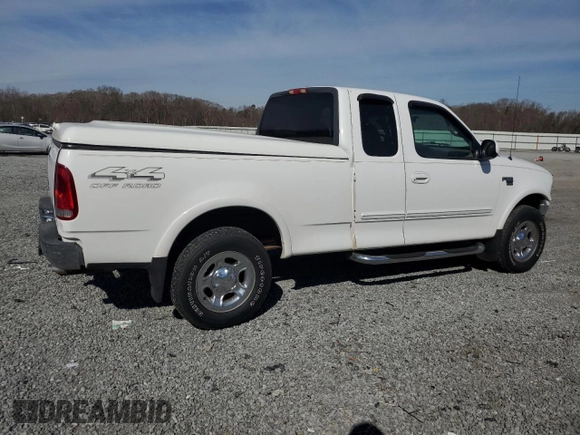 1999 Ford F-150 XL with VIN 1FTRX18L5XNB18226, listed as a Copart auction lot 45531005 with 0 mi miles and Salvage Title. Bid and sale history available at carsss.com. Image 3.