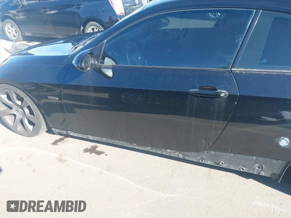 2009 BMW 3 Series 335i с VIN WBAWB73519P158238, выставлен на аукционе IAAI как лот 41720560 с пробегом 154 846 миль миль и . История ставок и продаж доступна на DreamBid. Изображение 20.