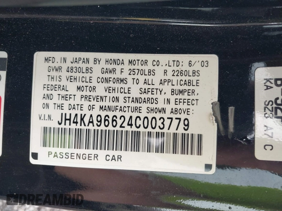 2004 Acura RL w/Navigation System with VIN JH4KA96624C003779, listed as a IAAI auction lot 39542033 with 80,018 mi miles. Bid and sale history available at carsss.com. Image 9.