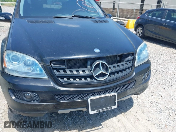 2006 Mercedes-Benz M 350 with VIN 4JGBB86E96A029984, listed as a IAAI auction lot 42145502 with 227,159 mi miles and . Bid and sale history available at DreamBid. Image 6.