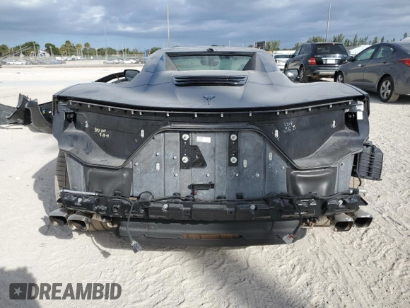 2021 Chevrolet Corvette 2LT with VIN 1G1YB3D44M5125113, listed as a Copart auction lot 84239914 with 7,639 mi miles and Salvage Title. Bid and sale history available at carsss.com. Image 6.
