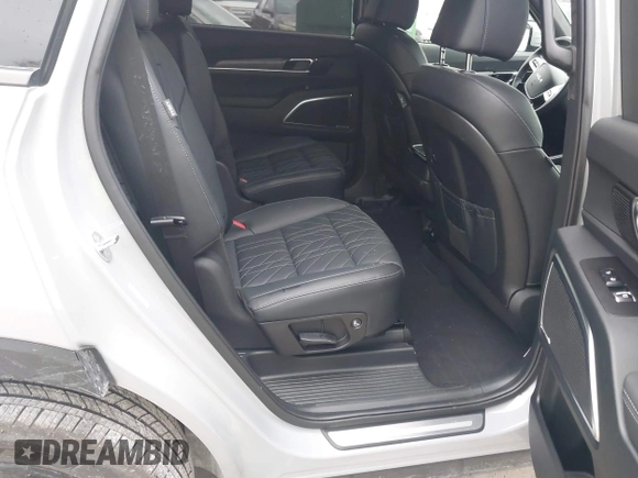 2024 Kia Telluride SX Prestige X-Pro with VIN 5XYP5DGC4RG557203, listed as a IAAI auction lot 41569618 with 2,696 mi miles and . Bid and sale history available at DreamBid. Image 8.