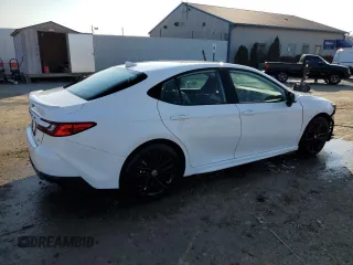 2025 Toyota Camry LE with VIN 4T1DAACK7SU543631, listed as a Copart auction lot 51137315 with 5,138 mi miles and Salvage Title. Bid and sale history available at carsss.com. Image 3.