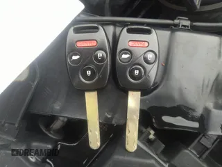 2015 Honda Pilot SE z VIN 5FNYF4H38FB074459, wystawiony jako IAAI lot #40762976 z przebiegiem Nie podano mil oraz . Historia ofert i sprzedaży dostępna na DreamBid. Obrazek 11.