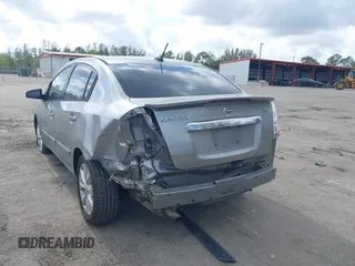 2011 Nissan Sentra SL z VIN 3N1AB6AP5BL648178, wystawiony jako IAAI lot #41491781 z przebiegiem 159 250 mil mil oraz . Historia ofert i sprzedaży dostępna na DreamBid. Obrazek 13.